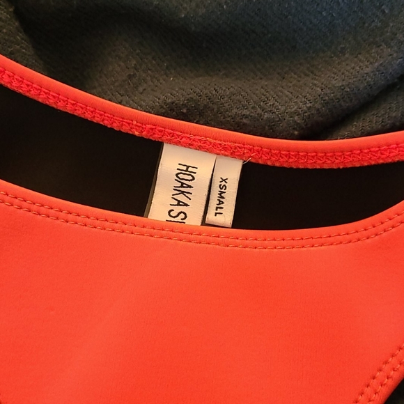 Hoaka red zippered cheeky bikini - Picture 5 of 7